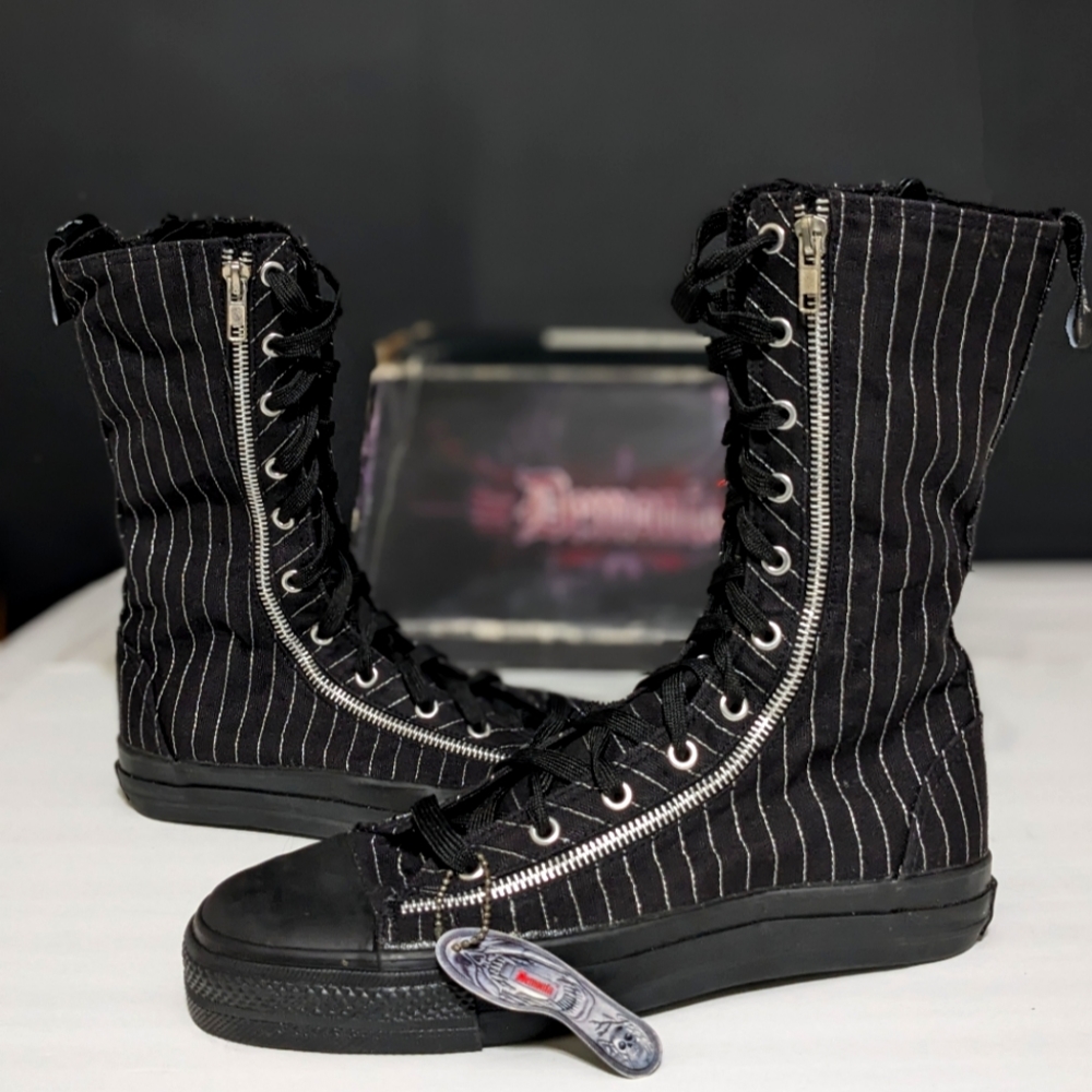 90s/2000 Vintage Demonia Deviant Hi Tops Black White Pinstripe Lace Up Boots